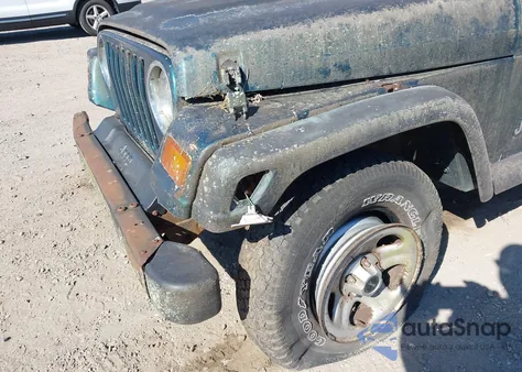 1997 Jeep Wrangler Sport z USA, uszkodzony, nr VIN 1J4FY19S3VP547673